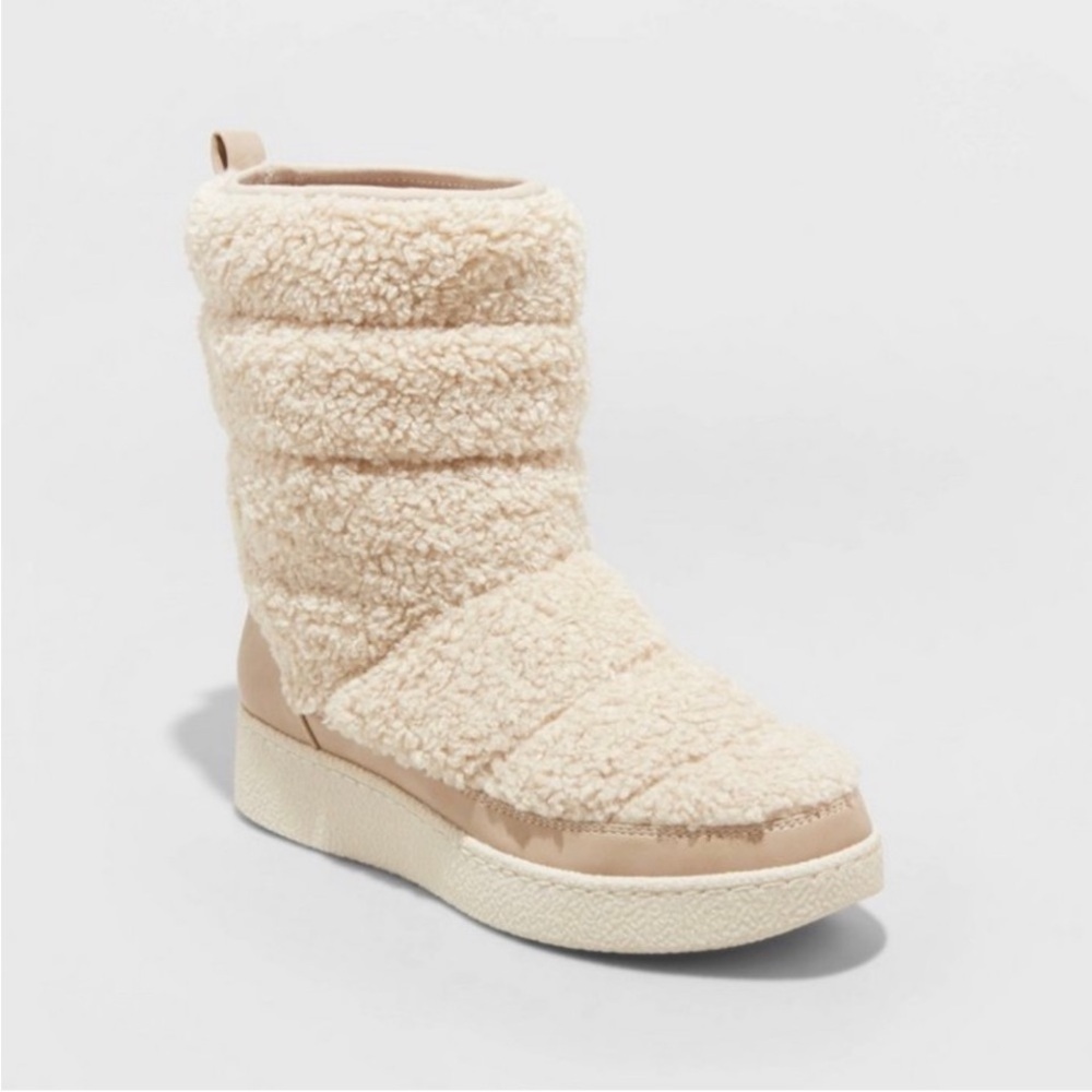 A new day Bertie Winter Boots Taupe 7 NWT